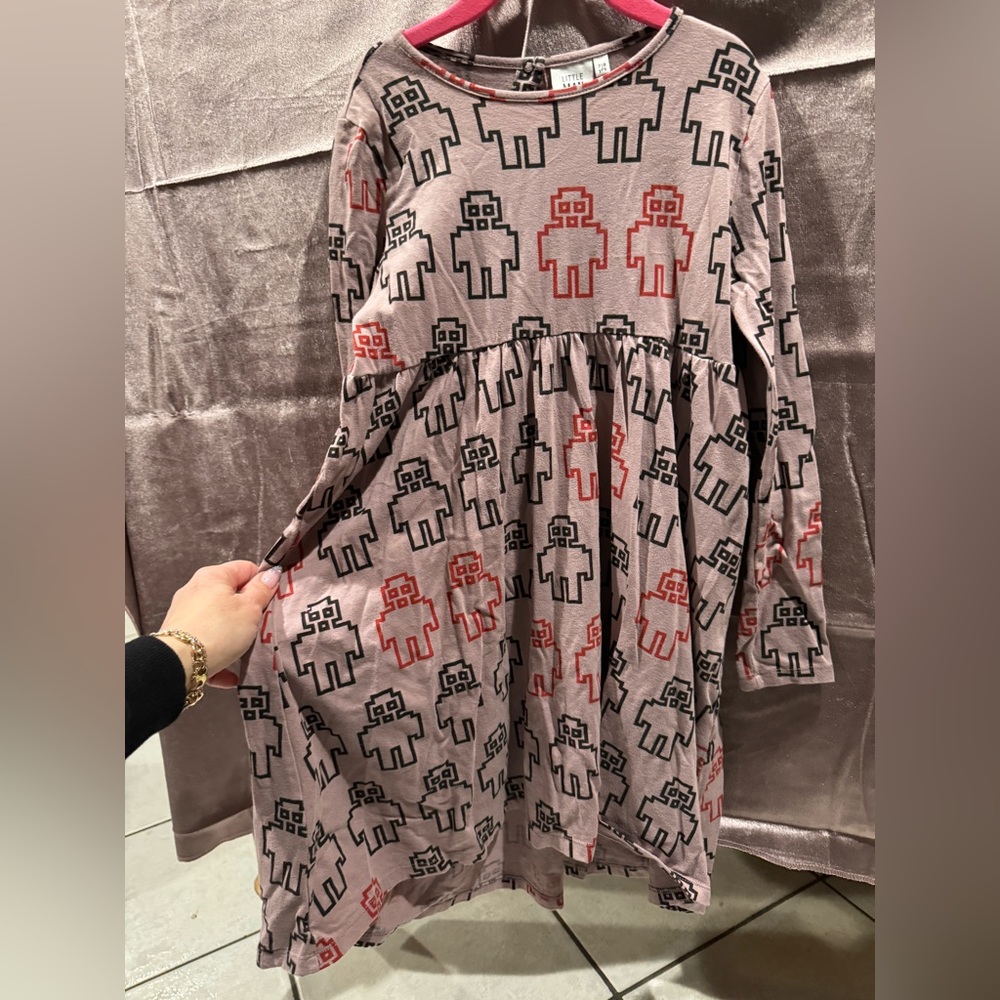 Little Man Happy dress and leggings set 7-9 years.